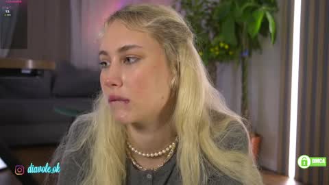 Snapshot of _kateline_ chatting on 03-25-26, 04:24 Kate online show from 03-25-26, 04:24