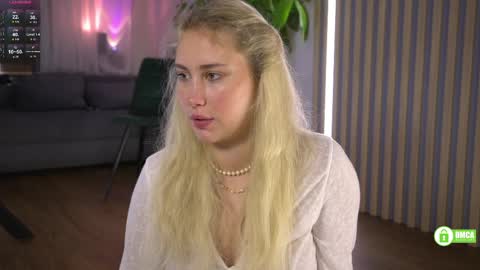 Snapshot of _kateline_ chatting on 03-27-26, 04:18 Kate online show from 03-27-26, 04:18