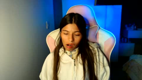 Snapshot of _khloe_sweet chatting on 06-05-26, 11:54 khloe sweet online show from 06-05-26, 11:54