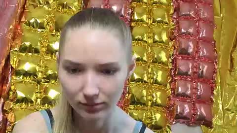 _kikiclark_ online show from 06-15-26, 08:38