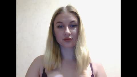 _kitty_joy online show from 04-28-26, 07:52