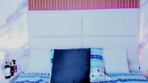 Snapshot of _krystal_cambell chatting on 07-12-26, 12:40 _krystal_cambell online show from 07-12-26, 12:40