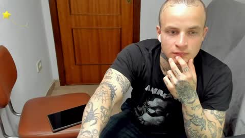 Layne online show from 05-17-26, 08:16