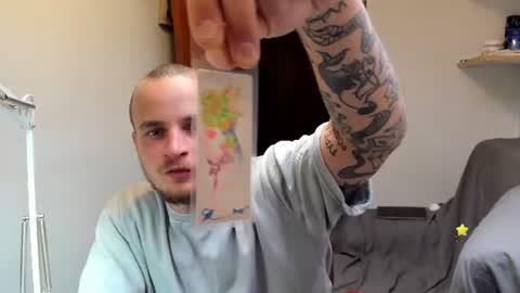Snapshot of _layne chatting on 07-17-26, 04:45 Layne online show from 07-17-26, 04:45