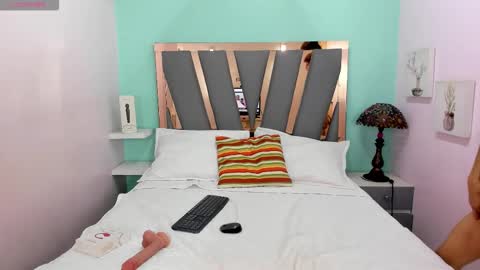  L E M M O N  online show from 10-22-25, 03:34