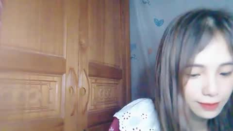 Snapshot of _lily0_ chatting on 07-21-26, 09:22 _lily0_ online show from 07-21-26, 09:22