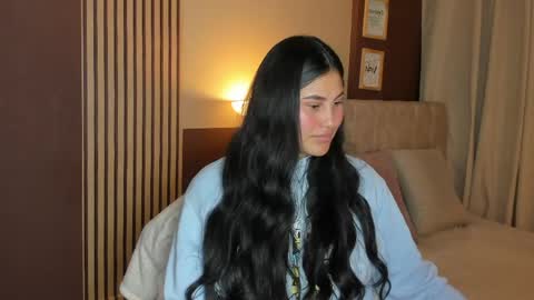 Ivy 3 online show from 04-14-26, 08:04