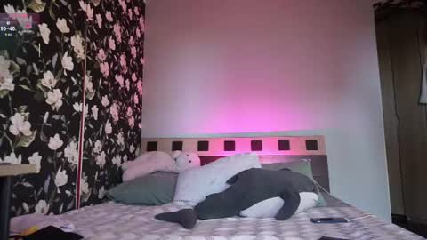 Lovely  online show from 06-22-26, 03:53