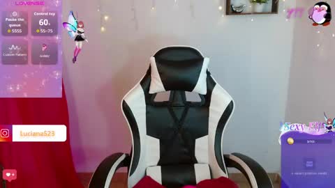 _lucianaa_1 online show from 05-19-26, 03:07