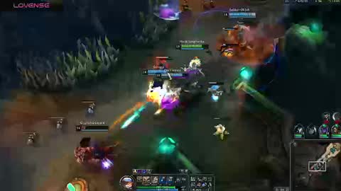 Snapshot of _lucyx__ chatting on 03-17-26, 11:08 Queen. Help me reach 100 thumbs up online show from 03-17-26, 11:08