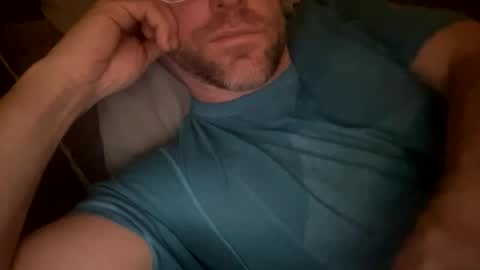 Snapshot of _lululeo_ chatting on 02-10-26, 02:04 _lululeo_ online show from 02-10-26, 02:04