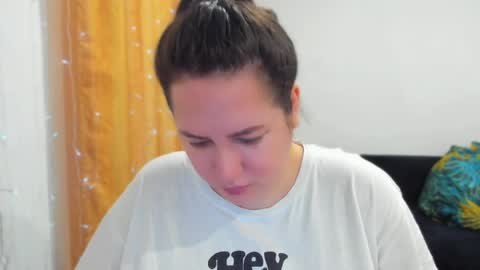 Snapshot of _madalexa_ chatting on 05-05-26, 04:15 Alexa online show from 05-05-26, 04:15