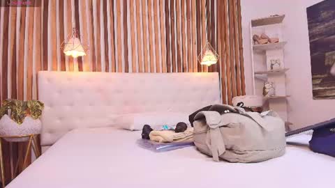 Snapshot of _malikaa_ chatting on 06-15-26, 01:02 malka online show from 06-15-26, 01:02