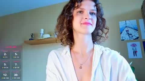 Snapshot of _masterpiece__ chatting on 07-13-26, 09:01 Sophia online show from 07-13-26, 09:01