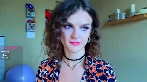 Snapshot of _masterpiece__ chatting on 07-19-26, 09:24 Sophia online show from 07-19-26, 09:24