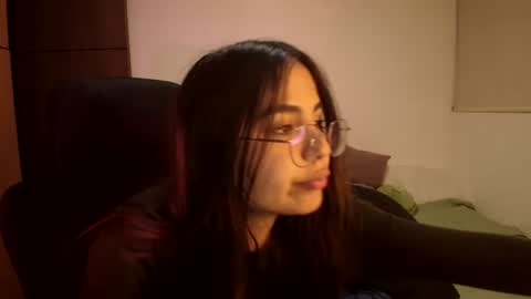 max and abby online show from 06-05-26, 01:01