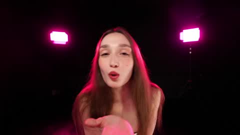 Snapshot of _meganmeow_ chatting on 04-09-26, 08:36 Saturday - start 2030-2130 GMT online show from 04-09-26, 08:36