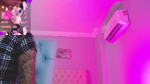 Snapshot of _miia_sweet chatting on 01-10-26, 11:23 Paula online show from 01-10-26, 11:23