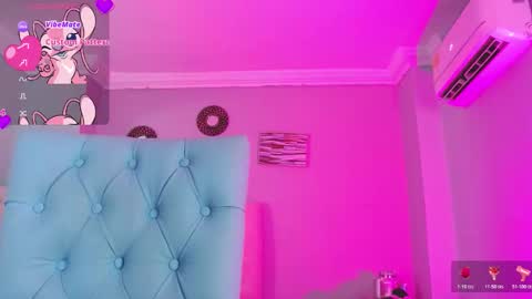 Snapshot of _miia_sweet chatting on 02-05-26, 11:37 Paula online show from 02-05-26, 11:37