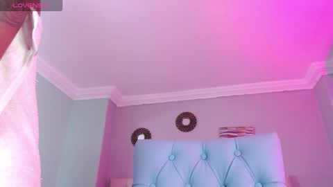 Snapshot of _miia_sweet chatting on 03-05-26, 11:28 Paula online show from 03-05-26, 11:28