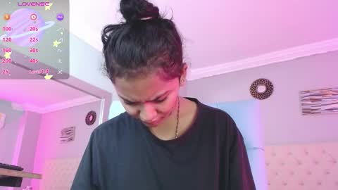 Snapshot of _miia_sweet chatting on 03-19-26, 11:14 Paula online show from 03-19-26, 11:14