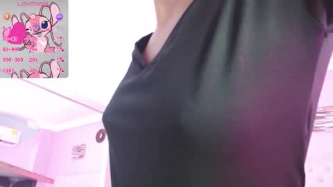 Snapshot of _miia_sweet chatting on 03-24-26, 11:15 Paula online show from 03-24-26, 11:15