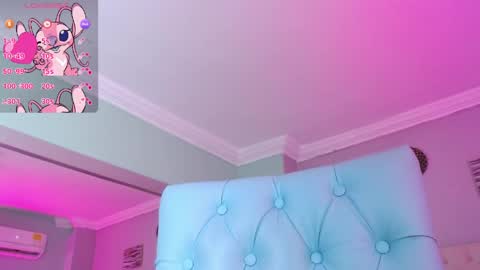 Snapshot of _miia_sweet chatting on 04-02-26, 11:19 Paula online show from 04-02-26, 11:19