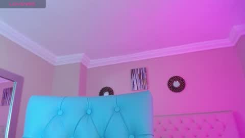 Snapshot of _miia_sweet chatting on 04-08-26, 11:32 Paula online show from 04-08-26, 11:32