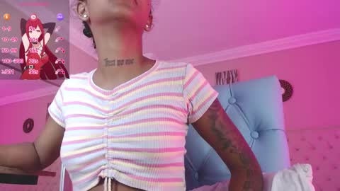 Snapshot of _miia_sweet chatting on 04-10-26, 11:15 Paula online show from 04-10-26, 11:15