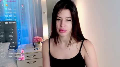 Snapshot of _mila__aa chatting on 04-12-26, 06:29 Milana online show from 04-12-26, 06:29