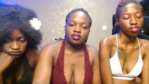 Snapshot of _mirandah chatting on 12-02-25, 05:19 Mirandah online show from 12-02-25, 05:19