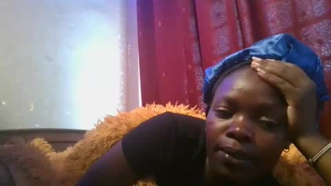 Snapshot of _mirandah chatting on 12-16-25, 01:05 Mirandah online show from 12-16-25, 01:05