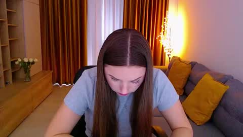 Snapshot of _miss_mia chatting on 03-12-26, 10:10 Mia online show from 03-12-26, 10:10