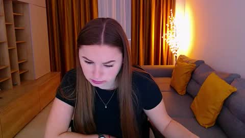 Snapshot of _miss_mia chatting on 03-19-26, 07:34 Mia online show from 03-19-26, 07:34