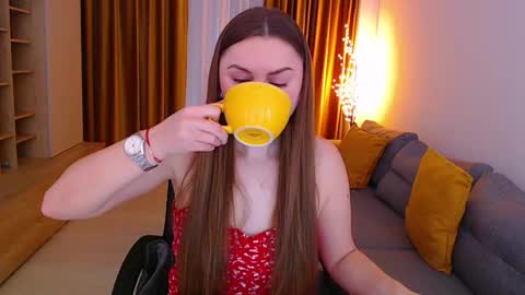 Snapshot of _miss_mia chatting on 03-25-26, 09:48 Mia online show from 03-25-26, 09:48