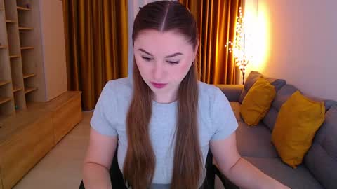 Snapshot of _miss_mia chatting on 04-12-26, 05:34 Mia online show from 04-12-26, 05:34