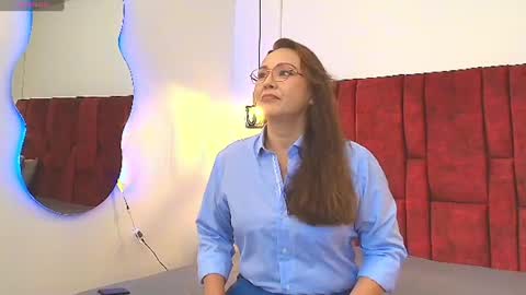Snapshot of _monaliza_ chatting on 06-12-26, 12:26 _monaliza_ online show from 06-12-26, 12:26