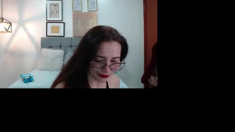 _naomi_s online show from 05-16-26, 01:54