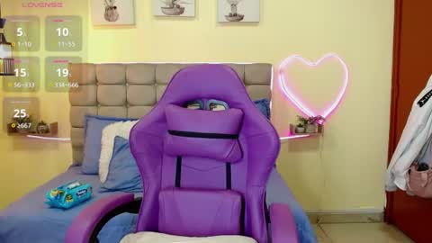 _naomi_s online show from 07-05-26, 01:29