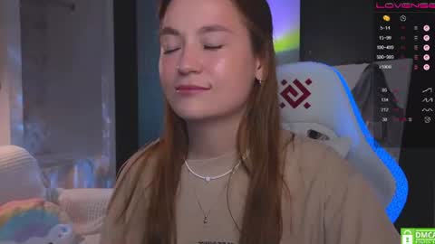 Mia with a big heart  online show from 07-04-26, 03:45