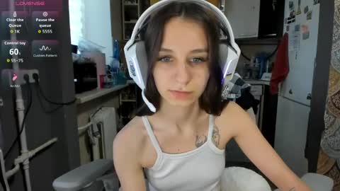 Nika online show from 05-14-26, 03:41