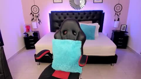 Olivia jones online show from 03-22-26, 12:08