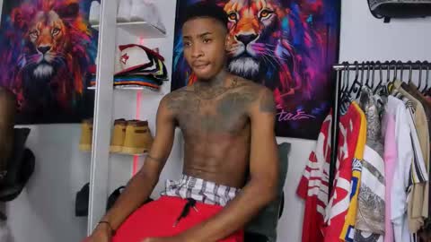 Snapshot of _pantera_09 chatting on 01-10-26, 09:16 Kevin online show from 01-10-26, 09:16