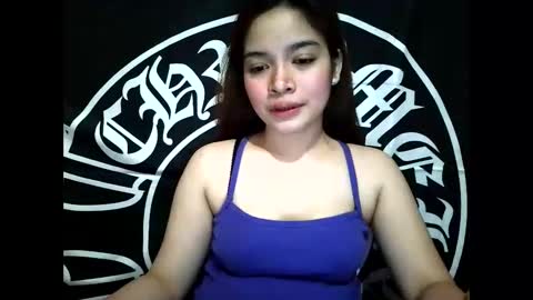 Snapshot of _preciousmoira chatting on 04-16-26, 12:50 _preciousmoira online show from 04-16-26, 12:50