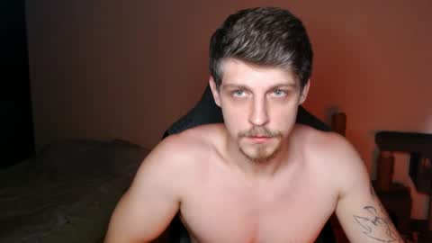 Snapshot of _purrari chatting on 06-22-26, 01:18 Vampire online show from 06-22-26, 01:18