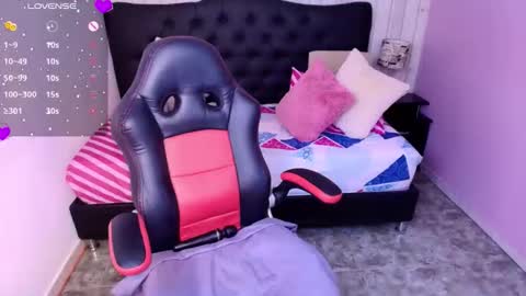 Rachel Jones  online show from 02-26-26, 01:48