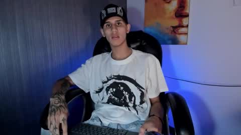 Snapshot of _realwav chatting on 01-06-26, 07:34 wav online show from 01-06-26, 07:34