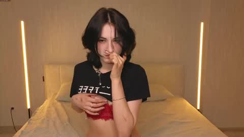 LISSAPVT IS OPEN online show from 05-29-26, 07:12