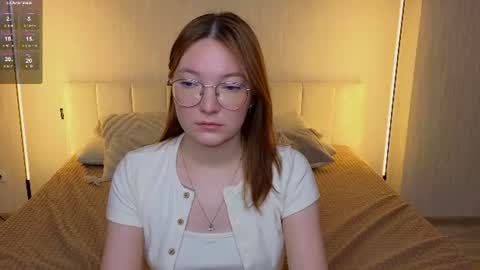 Snapshot of _reverse_gang_ chatting on 06-25-26, 03:39 LISSAPVT IS OPEN online show from 06-25-26, 03:39