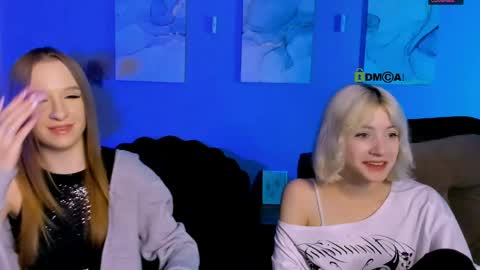 sabrina  online show from 05-17-26, 09:17